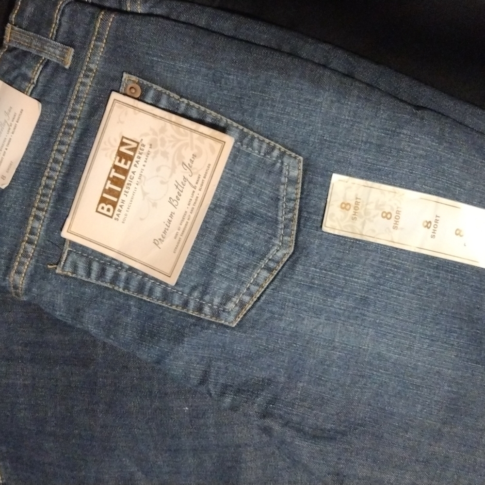 𝅺nwt Bitten blue jeans